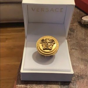 Versace Size 8 Men’s ring